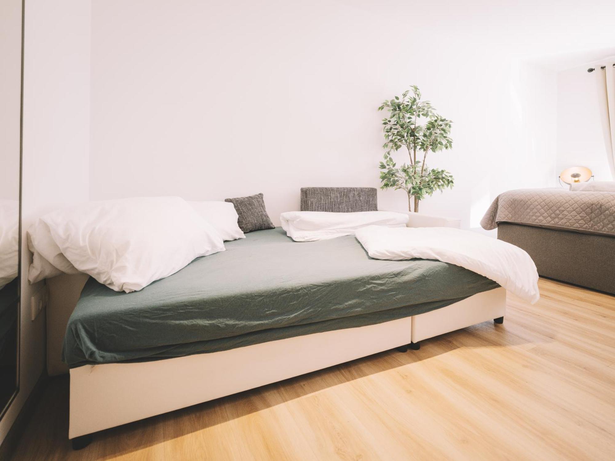 Tomsflat Braunschweig - 3 Rooms, Kitchen, Workspace, Highspeed Wifi, Washer & Dryer, Balcony Exteriör bild
